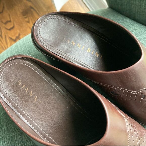 Gianni Bini Women’s Brown genuine Leather Y2K mule heel size 10. Good condition! - Picture 10 of 11